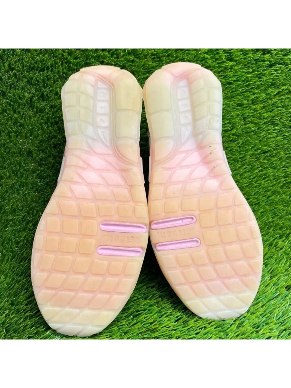 Nike Air Max Motif Girls Size 7Y Pink White Athletic Running Shoes Sneakers